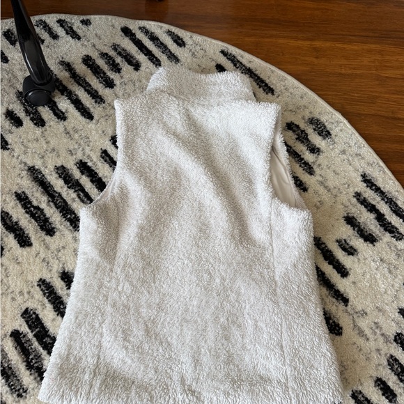 Patagonia Los Gatos Sherpa Fleece Vest Birch White - Picture 6 of 6